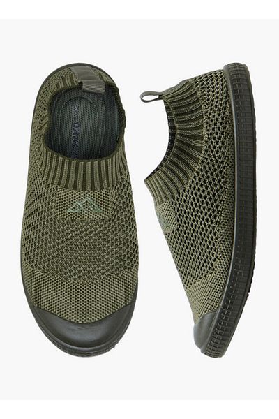 Oaklan by Shoexpress Boys Textured Slip-On Sports Shoes