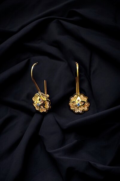 Altınaşkı Taşlı Gül Altın Küpeler