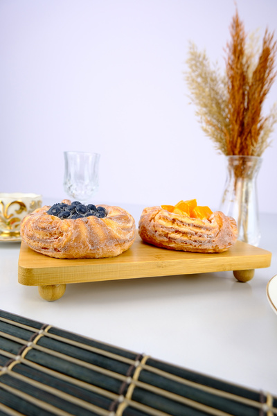 Home Bambu Ayaklı Dikdörtgen Mini Servis ve Sunum Tahtası 21 Cm Kahverengi -