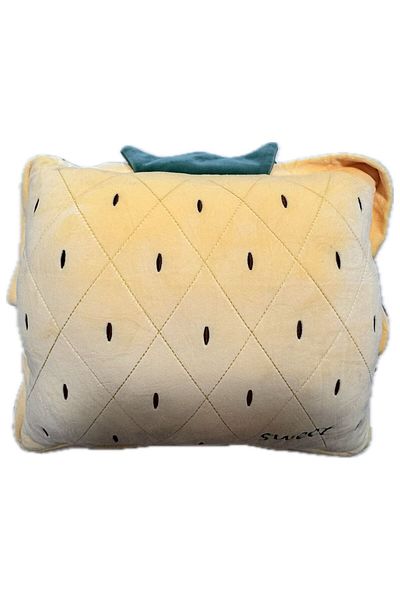 MAJESTE Plush toy set with synthetic filling and blanket