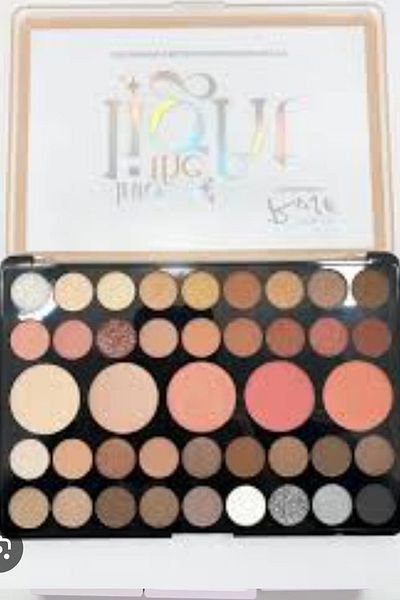 ESSFASIHON 41Li Make up Palette Matte Shine
