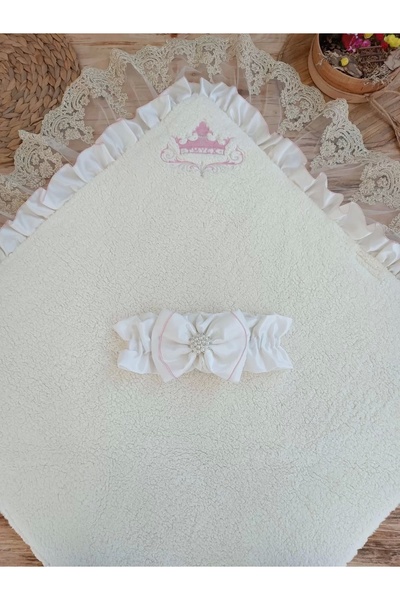 Çamaşır Kenti Newborn Wool Wool Fabric Crown Embroidered Guipure Veil Bow Prism Stone Unisex Swaddle Baby Blanket