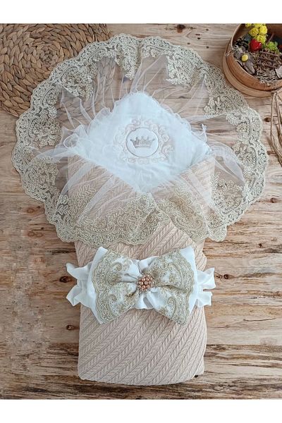 Skygo Knitted Tericotton Crown Embroidered Pearl Guipure Double Bow Daisy Guipure Trilux Swaddle Baby Blanket