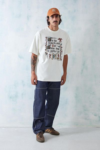 Tee&more. Unisex Oversize Tis the Sameth  Medieval Slogan Printed Premium T-Shirt