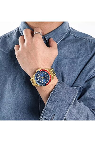 Naviforce Mens Sport Watch Gold Stainless Steel Band Analog Quartz Movement Rotating Bezel Water Resistant