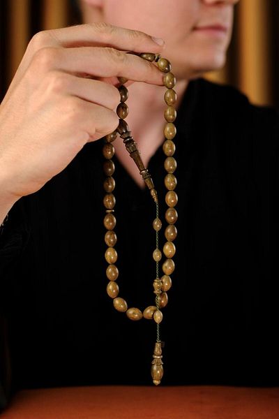 dergah tesbih Master Bekir Deveci Carved İmame Beyzi Model Scented Rosewood Prayer Beads