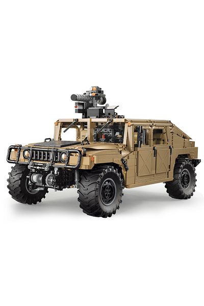 DOUBLE EAGLE Military Humvee vehicle made of CADA building blocks 3935 pcs