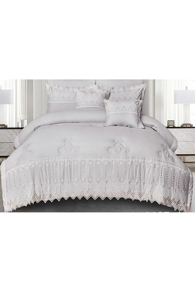 RedRosa Luxurious 8-piece microfiber lace double bedspread adds beauty to your room decor. Duvet size: 260x240cm