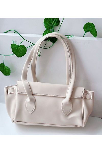 h&c bag butik Women's Hand and Shoulder Bag Jessica Black with Accessory Detail