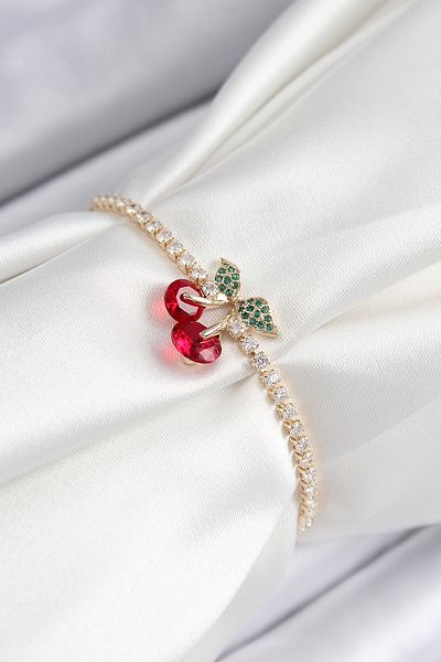 Clariss Brass Zircon Stone Cherry Model Gold Color Elevator Women's Bracelet