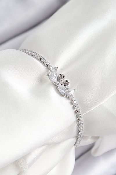 SeyCey.co Brass Zircon Stone Swan Model Silver Color Elevator Women's Bracelet