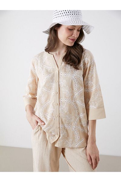 LC Waikiki Women's Shirt with Peep Collar and Floral Embroidery
