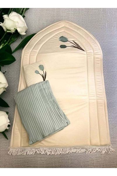 Other Padded Sponge Prayer Rug with Embroidered Design and Prayer Cover