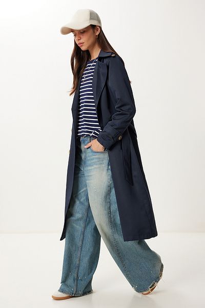 Happiness İstanbul Women's Navy Blue Double Breasted Collar Belted Gabardine Trench Coat Dd01375