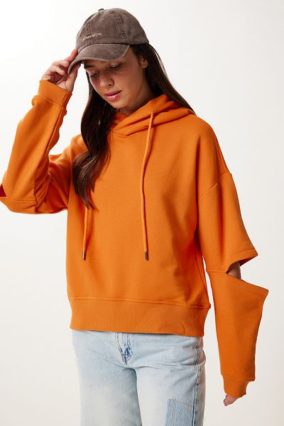 Happiness İstanbul Women's Orange Cut Out Detailed Knitted Sweatshirt Rc00165