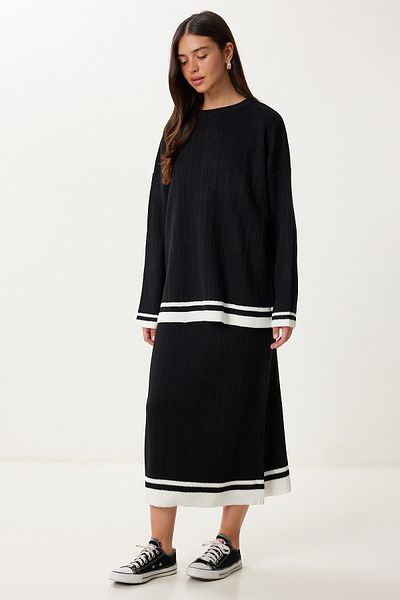Happiness İstanbul Women's Black Contrast Color Sweater Skirt Knitwear Set Yy00246