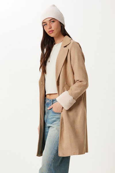 Happiness İstanbul Palton de damă Biscuit cu guler dublu din shearling DD01367