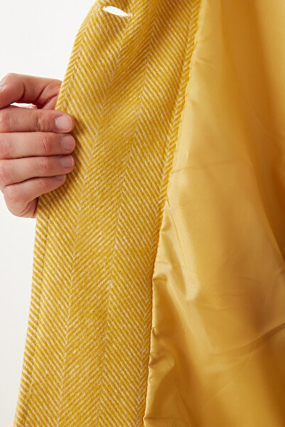 Happiness İstanbul Kadın Hardal Kruvaze Yaka Kürklü Kaşe Kaban DD01367