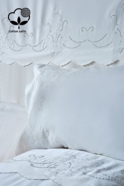 Nazik Home Dynasty Embroidered Double 7 Piece Duvet Cover Pique Set