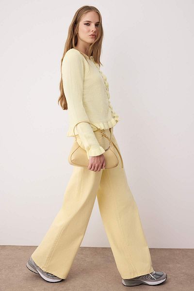 Trendyol Collection Yellow Button Detailed Soft Textured Knitwear Cardigan Twoaw26Hi00038