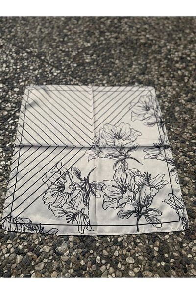 Axesoire 14939 Bandana Ecru cu Motiv Floral în dungi
