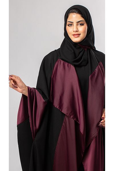 outline Black Qatari Abaya Bisht with Maroon Embroidery