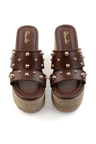 Bambi Кафяви дамски чехли Модел №: K04209223009