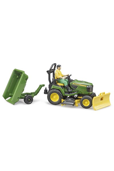 Bruder John Deere Mower Tractor with Trailer and Gardener - Bruder 62104