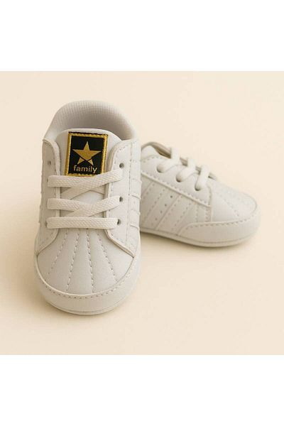 mia mia White Sports Style Baby Booties Size 18-19