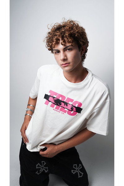 TresMonos Pink Tres Eyes Oversize White T-Shirt