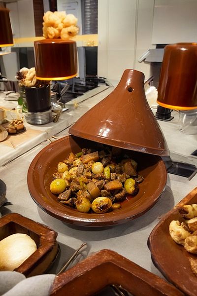 AdenArt Medium Size Glazed Traditional Tajin Moroccan Casserole Pot 30X25 cm for 3-4 People (Presentation)
