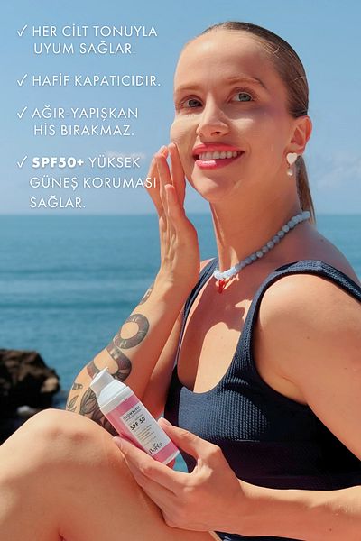 Floree Organics Glowberry - Spf50 Colored Sunscreen, Tone Equalizer, Moisturizer, Hyaluronic Acid, Niacinamide