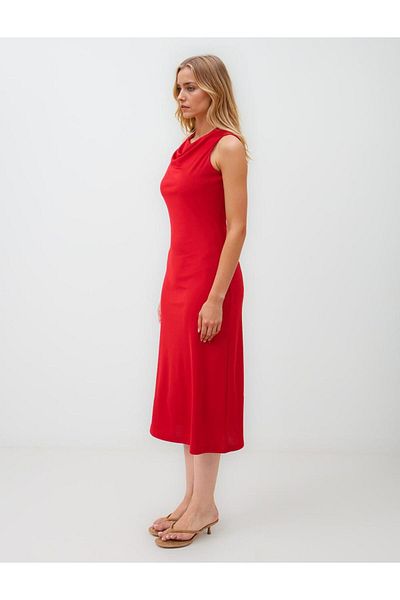 Jimmy Key Red Slim Fit Degaje Collar Sleeveless Midi Dress
