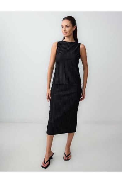 Jimmy Key Black Crew Neck Pleated Sleeveless Knitted Blouse