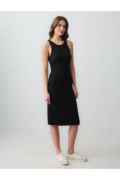 Jimmy Key Black Round Neck Sleeveless Knitted Midi Dress