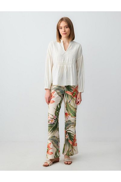 Jimmy Key Ecru Relaxed Fit V-Neck Long Sleeve Linen Blend Blouse