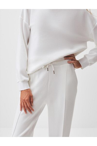 Jimmy Key White High Waist Narrow Leg Modal Jogger Pants with Pockets