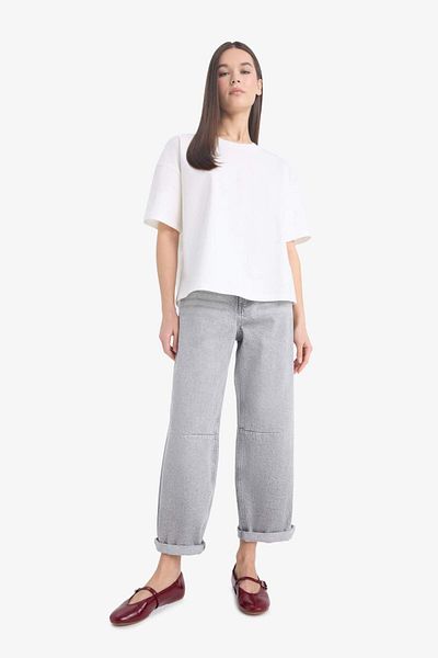 DeFacto Cool Loose Fit Basic μονόχρωμο κοντομάνικο λευκό μπλουζάκι F4603axns