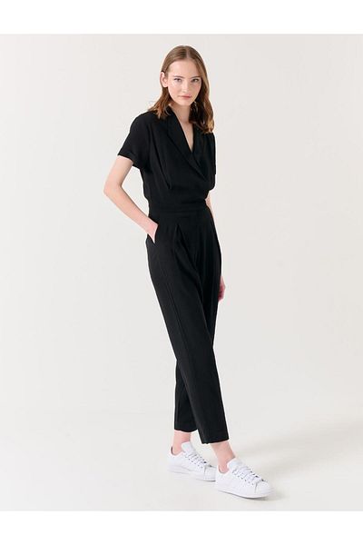 Jimmy Key Schwarzer, zweireihiger, taillierter Overall mit Hemdkragen und Taille