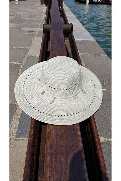 Deeplively Women's Straw Hat Summer Beach Hat Premium Quality - Foldable - Adjustable to Head