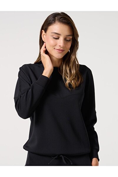 Jimmy Key Čierna pohodlná mikina s dlhým rukávom s rovným strihom