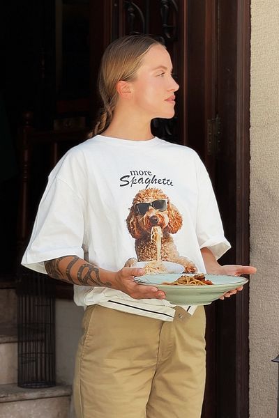 Le'sluette shadow of style Women's 100% Cotton Spaghetti Eating Dog Printed Oversize T-Shirt