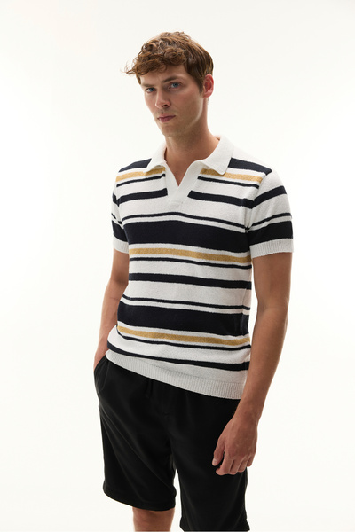 Mudo سترة تريكو بأكمام قصيرة وياقة بولو مخططة