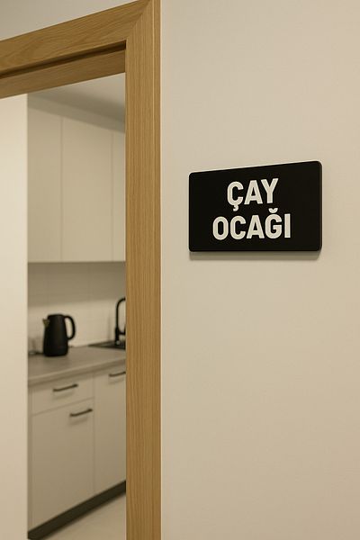 Happynesso Tea Stove Sign Black Plexi – Stylish Directional Sign with Gray Foil Cutout 22X8 cm