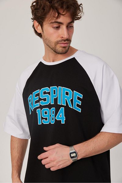 NOMARC Respire 1984 εμπριμέ μαύρο μπλουζάκι