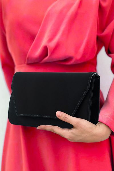 Erkan Saçmacı Geantă de mână elegantă pentru rochie de seară din piele intoarsa neagra cu curea de lant și buzunar interior cu clapă magnetică