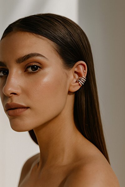ringbox Gold Sıralı Taşlı Kıkırdak Küpe Earcuff