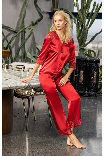 Laperissa Kadın Kırmızı Saten Düğmeli Pijama Takımı Dantel Detaylı, Şık Ve Rahat 2’li Set