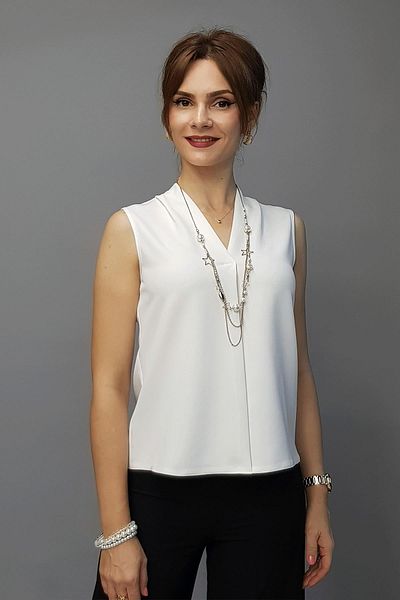 ÖNDER ÖZSOY V-Neck Shoulder Pleated Blouse-ecru