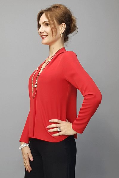 ÖNDER ÖZSOY Long Sleeve V-Neck Pleated Shoulder Blouse - Red